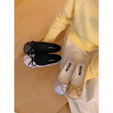 批发法式高级感小香风亮片平底鞋<b class='q'>百搭</b>不累脚一脚蹬浅口方头芭蕾单鞋女