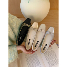 批发小香风单鞋女鞋子2026年春<b class='q'>秋</b>新款配裙子气质百搭法式浅口平底瓢鞋