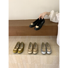 批发爱心扣浅口单鞋女2026春夏新款平底圆头黑色不累脚一脚蹬芭蕾舞鞋