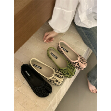 批发复古豹纹浅口单鞋个性分趾设计柔软毛材质舒适平底通勤玛丽珍鞋