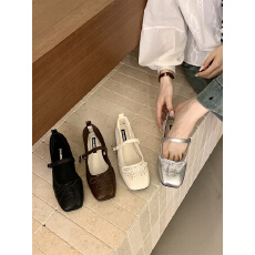 批发法式平底浅口单鞋女2026新款春<b class='q'>秋</b>配裙子软底玛丽珍鞋布洛克鞋女鞋