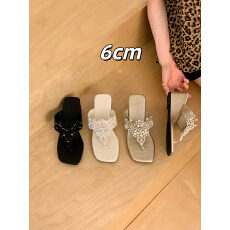 批发温柔仙女风夹趾拖鞋女夏外穿复古波西米亚风凉鞋珍珠人字拖沙滩鞋