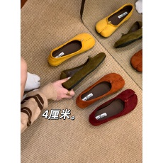 批发内增高晚晚风猪蹄鞋分趾鞋女2026年<b class='q'>新款</b>绒面软底浅口单鞋猪脚瓢鞋