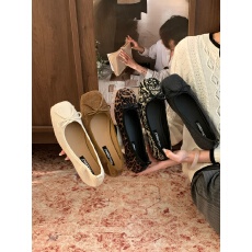 批发芭蕾猪蹄鞋子女2026春秋<b class='q'>冬</b>软底分趾鞋浅口平底单鞋玛丽珍瓢鞋