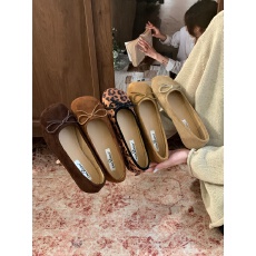 批发法式芭蕾风蝴蝶结平底单鞋女2026新款美拉德不累脚浅口奶奶鞋瓢鞋