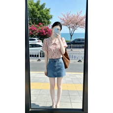 批发碎花雪纺娃娃领泡泡袖衬衫法式奶系温柔设计感高级翻领上衣女夏款