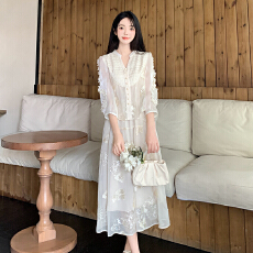 批发大码<b class='q'>女装</b>2026夏新款新中式国风设计感遮肚显瘦假两件大码连衣裙