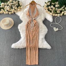 批发<b class='q'>欧美</b>风轻奢重工镶钻钉珠挂脖<b class='q'>连衣裙</b>女高级感名媛修身显瘦礼服长裙