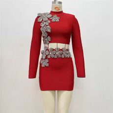 批发<b class='q'>新款</b>欧美两件套长袖<b class='q'>上装</b>包臀绷带迷你裙重工花朵装饰欧美外贸女装