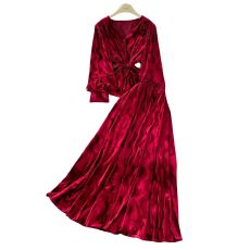 批发时髦套装女复古气质丝绒印花V领长袖上衣+<b class='q'>高腰</b>显瘦a字半身<b class='q'>裙</b>