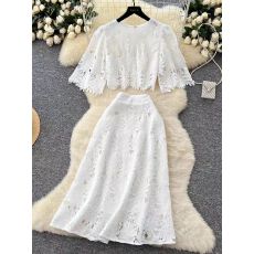 批发法式高级感镂空钩花蕾丝套装女夏季时尚短款喇叭袖衬衫高腰<b class='q'>半身裙</b>