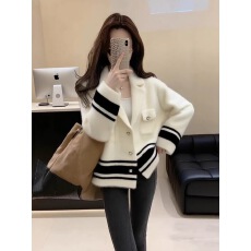 批发<b class='q'>白色</b>西装领毛衣外套女秋冬季加厚高端小资独特巨好看毛绒针织开衫