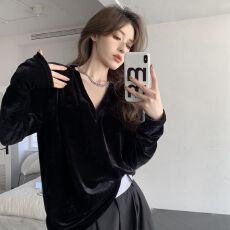 批发黑色v领长袖丝绒T恤<b class='q'>女装</b>秋冬高级感气质宽松中长款内搭打底衫上衣