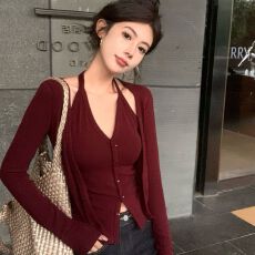 批发辣妹假两件挂脖长袖T恤女春秋小众修身显瘦开衫上衣