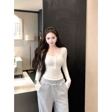 批发<b class='q'>羊绒</b>斜领设计感长袖T恤女早秋季修身打底辣妹灰色收腰高级感上衣