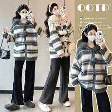 批发实拍2025新款孕妇装韩系条纹连帽毛领开衫毛衣秋冬款<b class='q'>百搭</b>减龄上衣