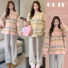 批发实拍2025新款<b class='q'>孕妇装</b>韩系毛巾绣开衫毛衣秋冬款宽松<b class='q'>显瘦</b>减龄上衣