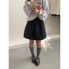 批发2025年秋冬复古学院菱格纹风松紧腰<b class='q'>百搭</b>A字短裙女