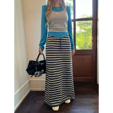 批发韩国东大门26春季温柔百搭条纹半身<b class='q'>裙</b>