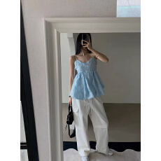 批发韩国东大门 <b class='q'>春</b>夏款花朵褶皱唯美吊带上衣