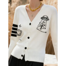 批发法式白色V领针织开衫女2025年秋冬新款设计感时尚图纹毛衣外套