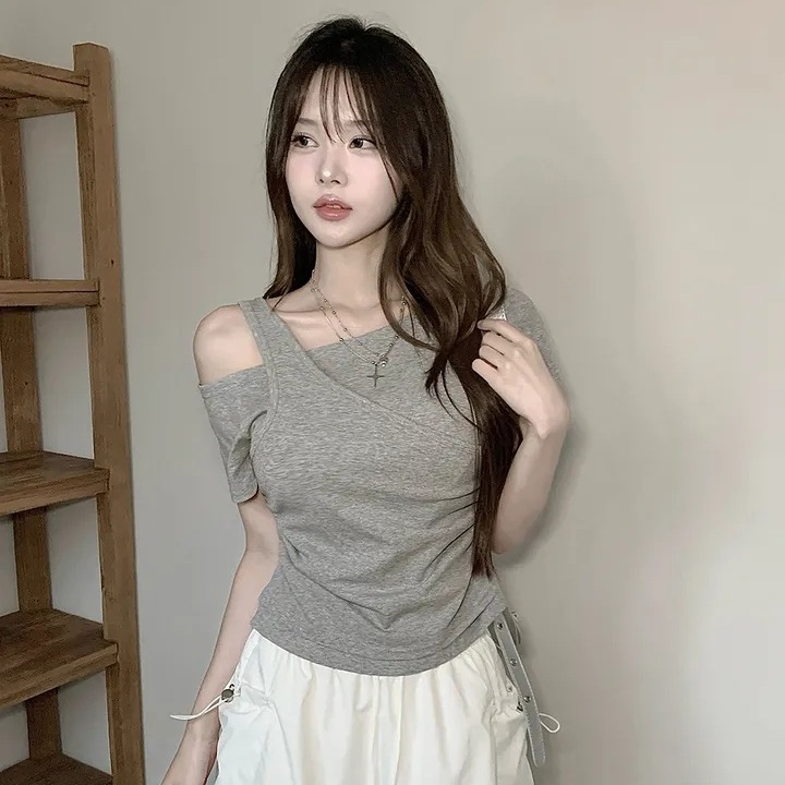 재고 있음 한국 ins 여름 불규칙 오프숄더 페이크 레이어드 허리 수축 반팔 티셔츠