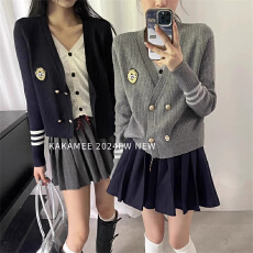 批发秋季学院风设计感V领撞色假两件<b class='q'>双排扣</b>毛衣针织衫女气质ins