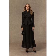 批发重工精品宫廷风手工钉珠后背系带压褶大摆裙时尚套装