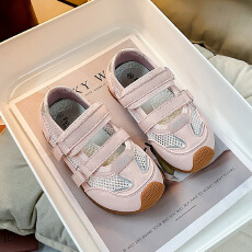 批发时尚百搭单网透气儿童阿甘鞋2025年<b class='q'>夏季</b>爆款女宝宝软底防滑休闲鞋