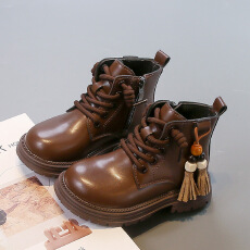 批发儿童英伦风马丁靴2025年<b class='q'>春</b>秋爆款纯色男童皮面短靴时尚女宝宝单鞋