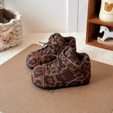 批发儿童复古磨砂皮中帮加绒德训鞋2025秋<b class='q'>冬</b>新款魔术贴丑萌大头休闲鞋