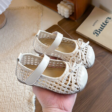 批发编织镂空儿童凉鞋2026年春季爆款透气女宝宝沙滩鞋<b class='q'>时尚</b>纯色休闲鞋