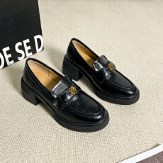 批发真皮<b class='q'>英伦</b>通勤高跟一脚蹬乐福鞋女百搭粗跟复古小皮鞋山茶花小皮鞋