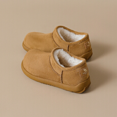 批发2025秋<b class='q'>冬</b>学生厚底雪地棉鞋女加绒加厚短筒靴<b class='q'>冬</b>季保暖小土豆勃肯鞋