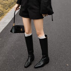 批发轻奢小众复古2025秋冬新款女靴长筒尖头时尚韩式校园风配裙中跟