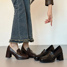 批发真皮<b class='q'>英伦</b>方头粗跟单鞋一脚蹬浅口工作鞋软皮复古小皮鞋2026款增高