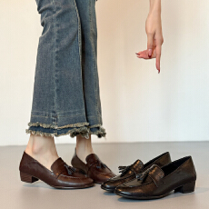 批发羊皮版复古圆头粗跟乐福鞋女2026新款百搭英伦风小皮鞋女单鞋女鞋