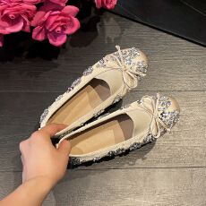 批发2026春季新款圆头蝴蝶结平底芭蕾舞浅口水钻单鞋女配裙子大码女鞋