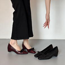 批发<b class='q'>复古</b>风蝴蝶结浅口单鞋女2026秋通勤一脚蹬方头气质百搭玛丽珍鞋子