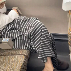 复古条纹休闲阔腿裤子女春秋季新款宽松显瘦百搭运动裤