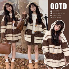 批发孕妇栗子布朗尼复古学院风牛角扣羊羔绒外套女春秋连帽开衫