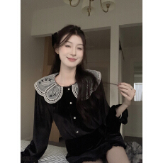 批发法式气质设计感珍珠纽扣<b class='q'>衬衫</b>女装2025春季新款显瘦丝绒泡泡袖上衣