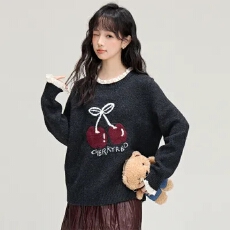 批发<b class='q'>韩版</b>可爱樱桃刺绣圆领毛衣女秋冬季设计感慵懒风软糯针织套头上衣