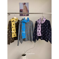 批发日韩系慵懒风复古波点<b class='q'>毛衣</b>外套女秋冬百搭配围巾针织<b class='q'>开衫</b>两件套装