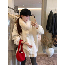 批发甜美红色千金风毛领蝴蝶结针织套装女秋冬款白色毛球装饰一整套装