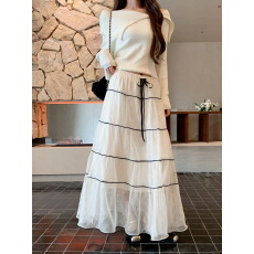 批发蕾丝压褶重工半身长裙➕不规则翻领一字肩纯欲风<b class='q'>针织</b>衫