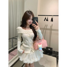 批发实价<b class='q'>实拍</b>新款超火纯欲奶白色一字肩蕾丝拼接内搭毛衣秋冬针织上衣