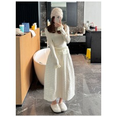 批发松紧腰垂感显瘦夹棉气球裙2025冬季<b class='q'>新款</b>时髦华夫格纹小个子半身裙