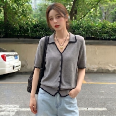 批发实拍大码韩系复古polo领薄款冰丝短袖女夏刺绣拼色休闲针织上衣
