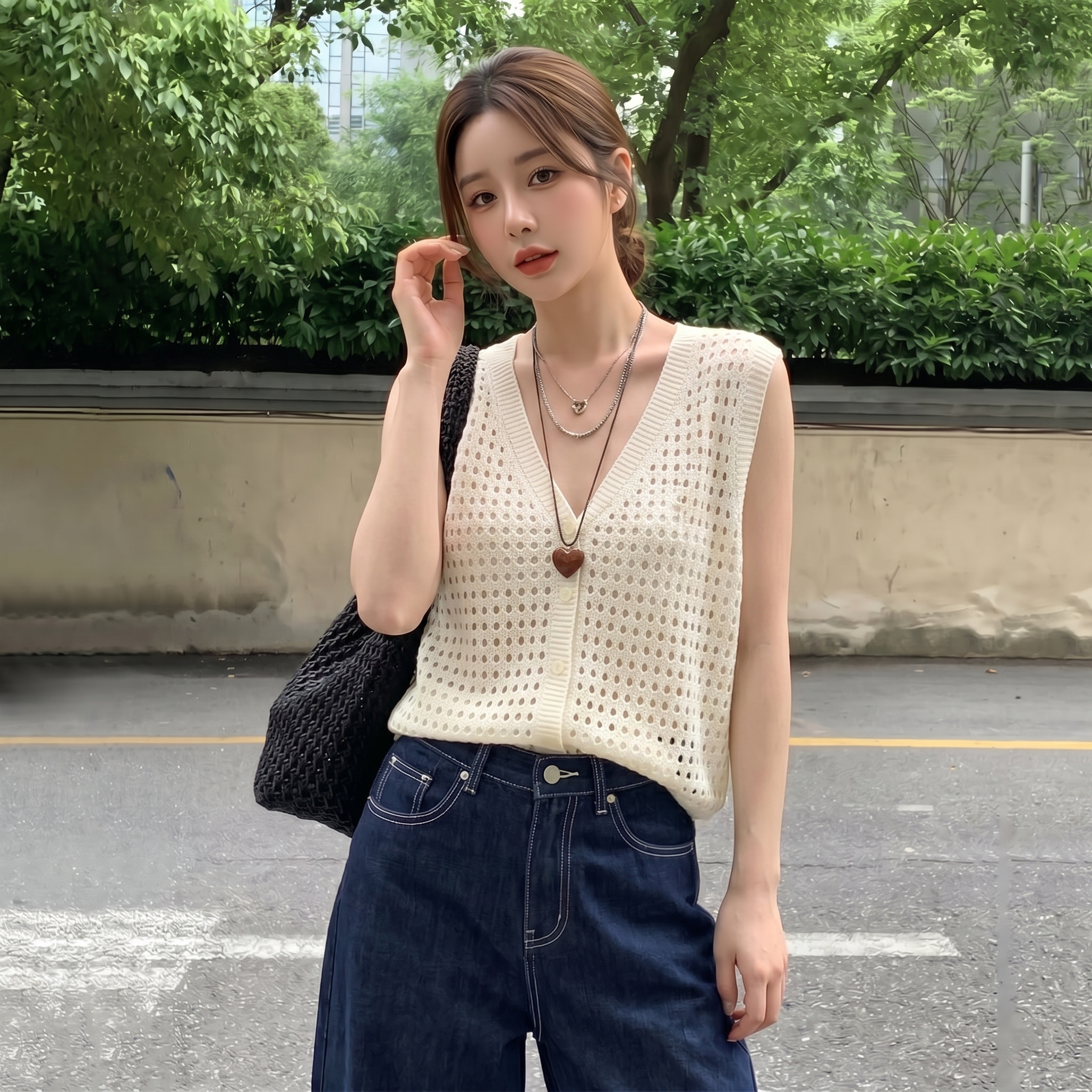실사 빅 사이즈 여름 새로운 V넥 홀로우 아웃 조끼 여자 레트로 얇은 스타일 한 부서 다용도 외출용 블라우스 맨위